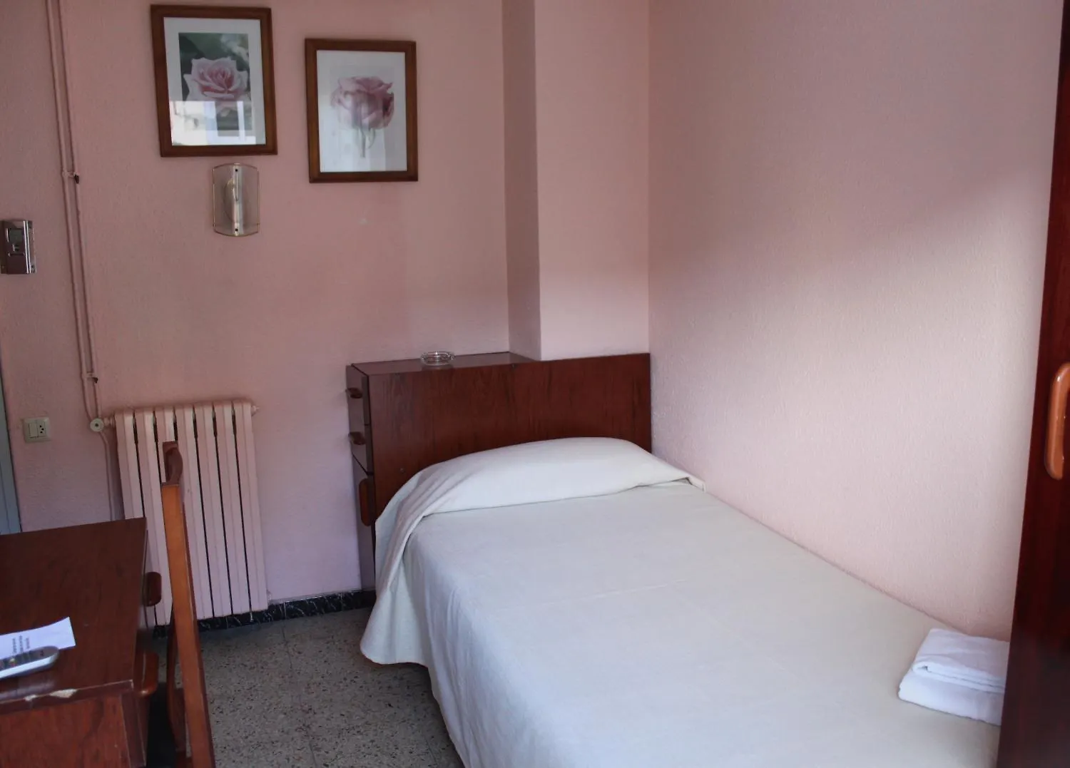 Hostal Solimar Badalona Espanha